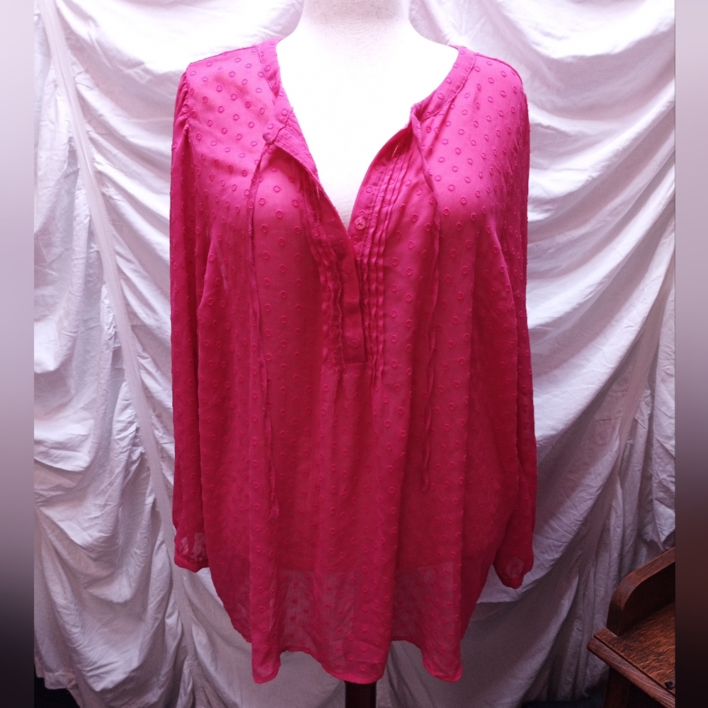 Torrid Pink Textured Blouse Size 4
